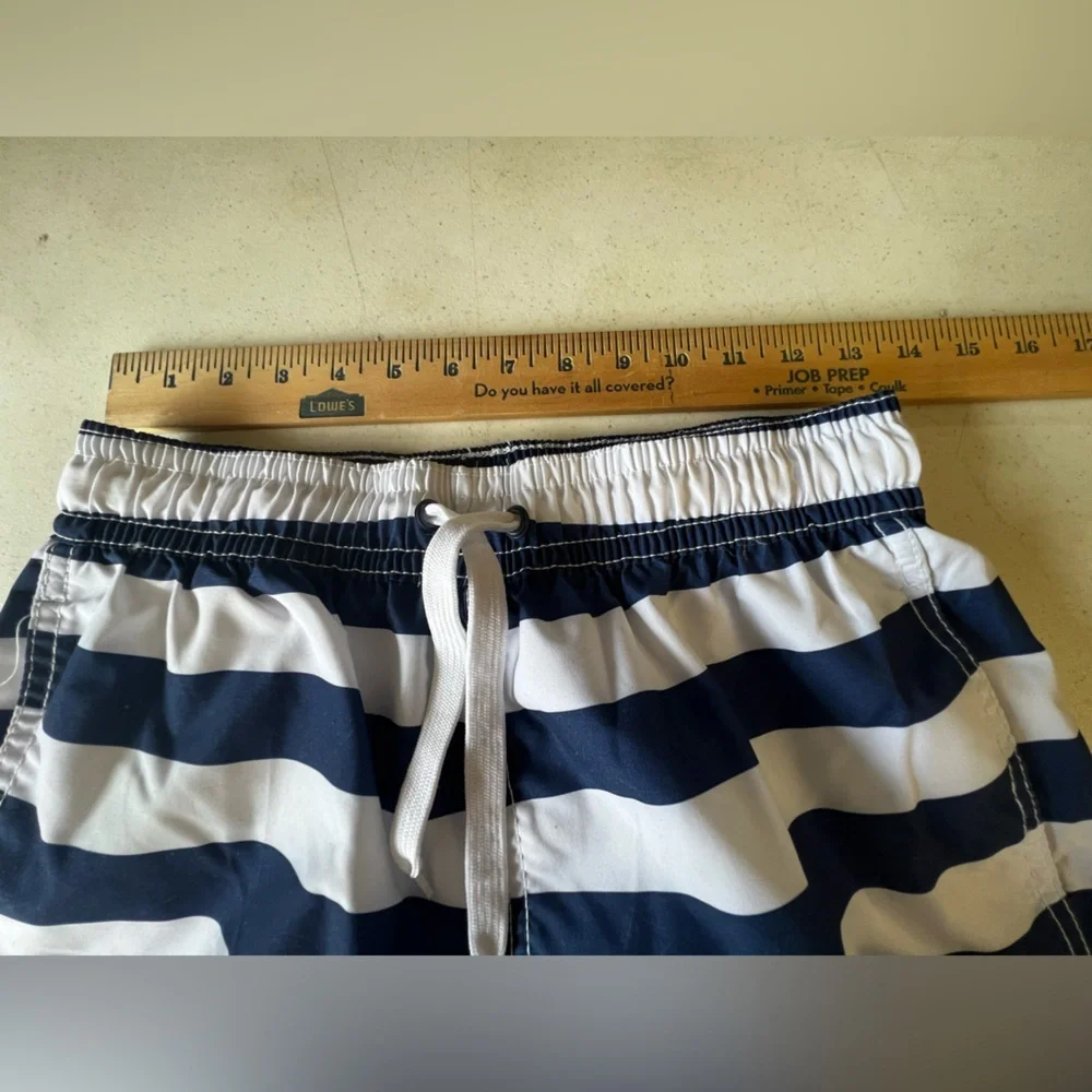 KANU MEN’S SWIM TRUNKS. NAVY/WHITE STRIPE w/MESH LINING QUICK DRY SIZE SMALL
